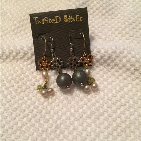 💎 Silver beaded dangle earrings - Picture 3 of 3